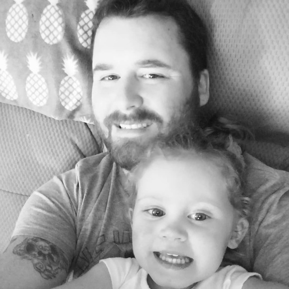 Meet your Posher, Bradford - Picture 1 of 1